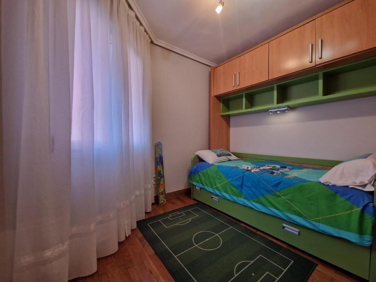 Family Apartment / Apartamento Familiar Гечо Екстериор снимка